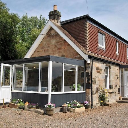 Clover Cottage Countryside Retreat With Sea Views Крейл Екстериор снимка