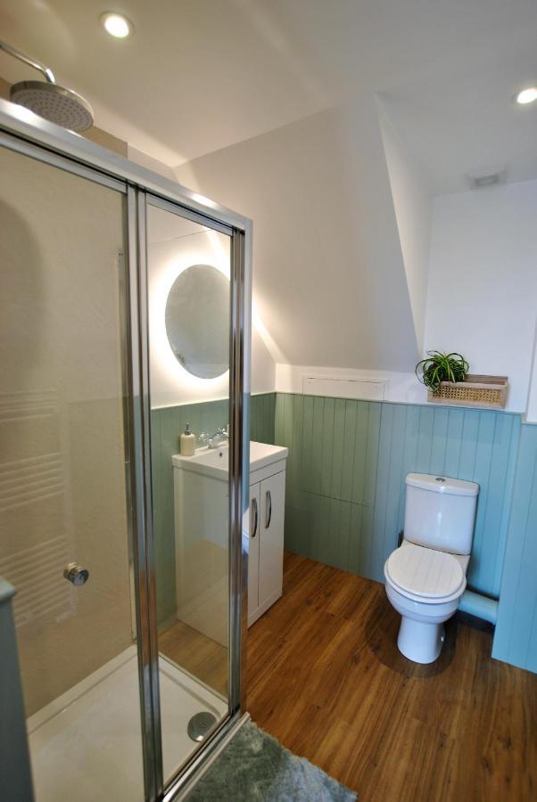 Clover Cottage Countryside Retreat With Sea Views Крейл Екстериор снимка